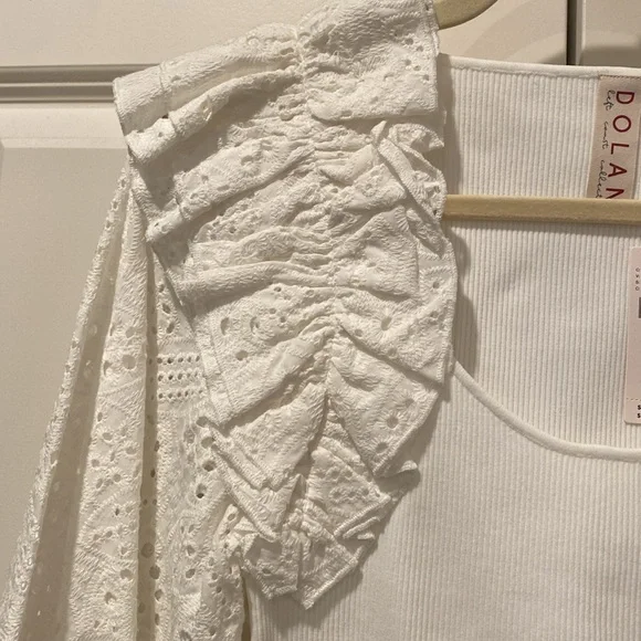NWT Dolan Left Coast White Eyelet Ruffle Sleeve Sweater Blouse. Size S. Anthro. - Picture 9 of 10